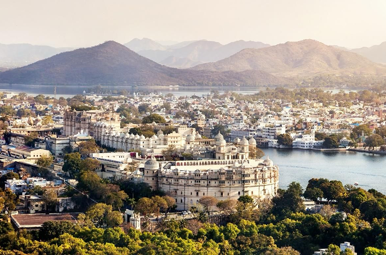 Top 5 Dreamy Proposal Spots in Udaipur for Couples -Top-5-Dreamy-Proposal-Spots-in-Udaipur-for-Couples
