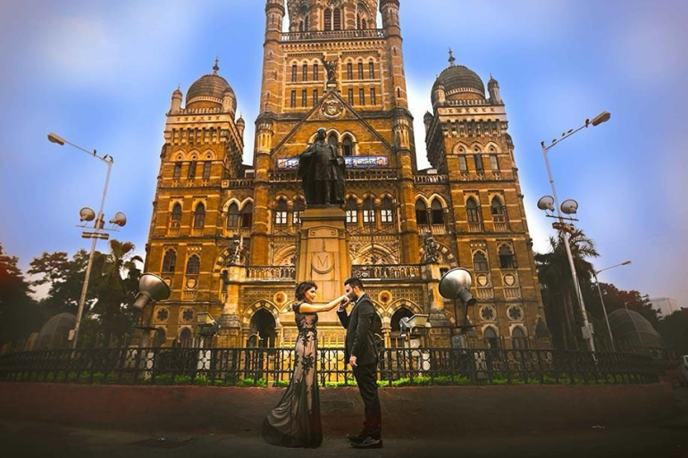 Akshay & Ketki’s Vintage Pre-Wedding Shoot in Mumbai | Classic Love Story Akshay-Ketki-Vintage-PreWedding-Shoot-in-Mumbai-Classic-Love-Story