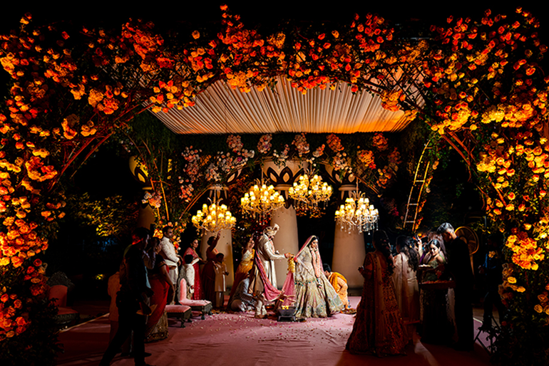 Anoop-Prereta-Elegant-Wedding-at-The-Leela-Palace-Delhi-A-Visual-Treat-for-Every-Luxury-Wedding-Planner