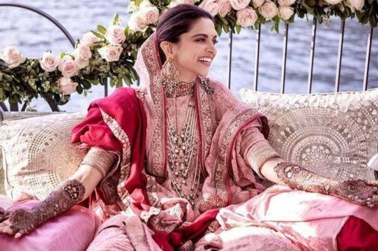 Deepika-Padukone-Indian-Looks-Sabyasachi-Sarees-Wedding-Lehengas-Bridesmaid-Outfit-Inspiration
