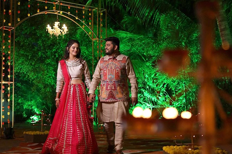 Explore Meet & Alka vibrant Surat wedding at Vrundavan Farms, packed with colorful decor, emotional moments. Explore-Meet-Alka-vibrant-Surat-wedding-at-Vrundavan-Farms-packed-with-colorful-decor-emotional-moments-expert-planning