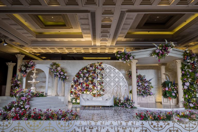 Luxury-Chennai-Wedding-Decor-at-ITC-Grand-Chola--A-Regal-Floral-Gazebo-Celebration