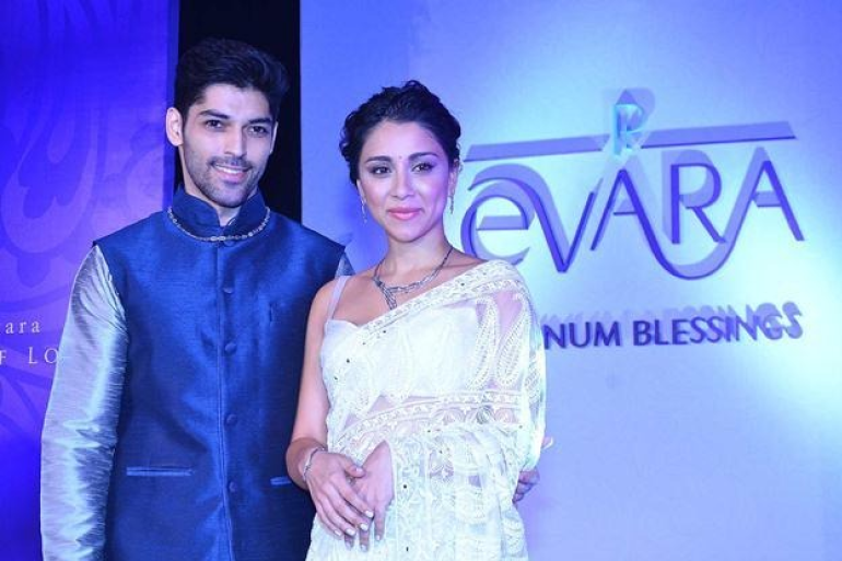 Platinum-EVARA-Bridal-Jewelry-A-Wedding-Planner-Guide-to-Blessings-in-Platinum