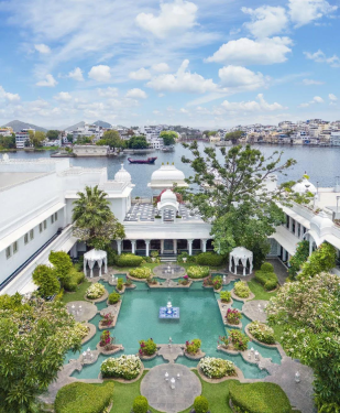 destination-wedding-at-taj-lake-palace-udaipur feature image