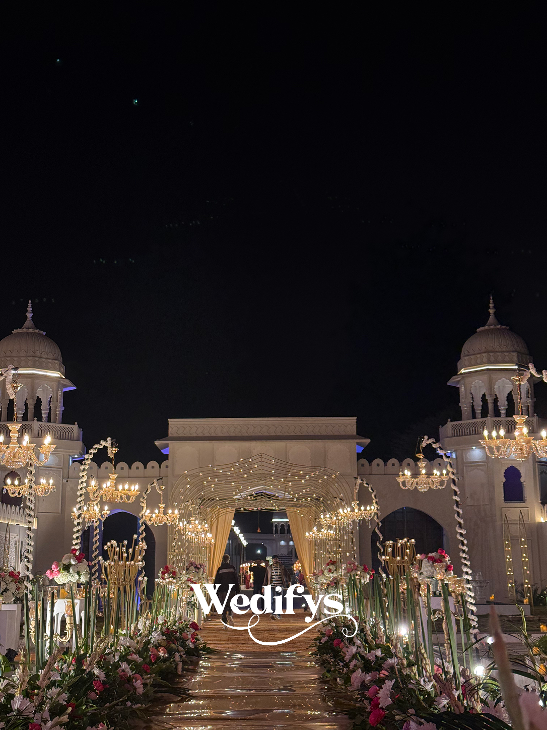 Symmetrical-Royal-Entry-Alignment-04252026